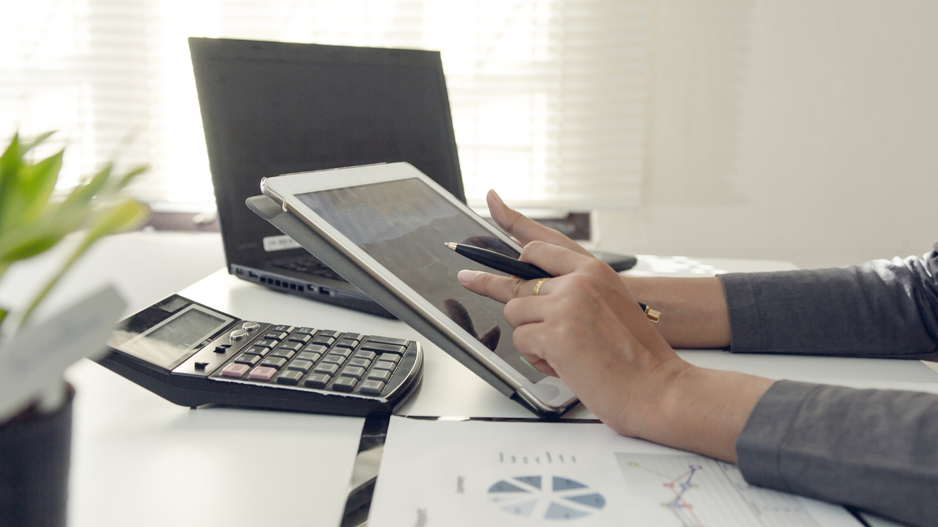 Finance_ Making Sense of Money and Economic Decisions